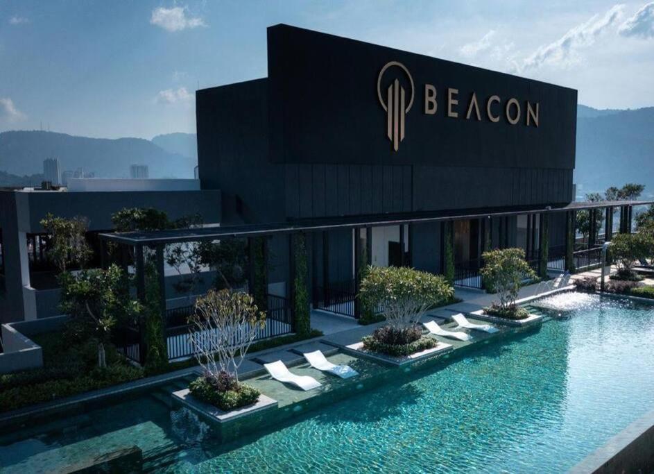 13A Beacon Executive Suites #Rooftoppool #Luxurysuites Джорджтаун Экстерьер фото